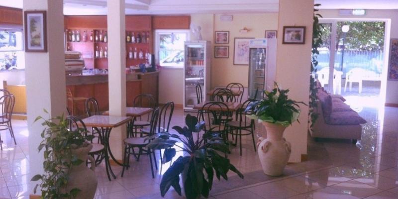 Hotel Rugantino Чезенатіко Екстер'єр фото