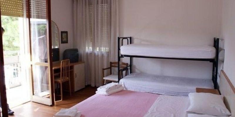 Hotel Rugantino Чезенатіко Екстер'єр фото